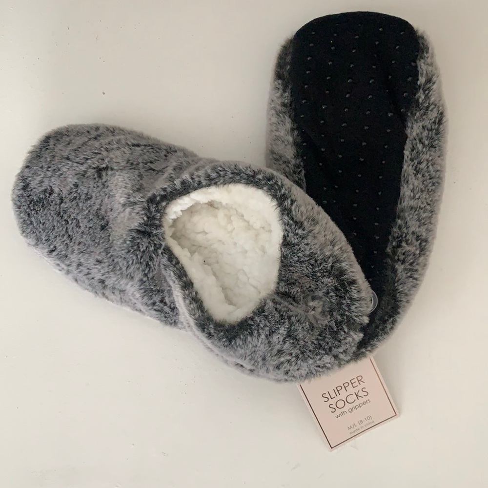 Target brand. Slipper socks. Soft. Grey. M/L 8-10. NWT.
